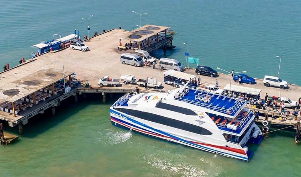 ติดต่อสอบถามการเดินทางท่องเที่ยวท่าเรือแหลมศอก